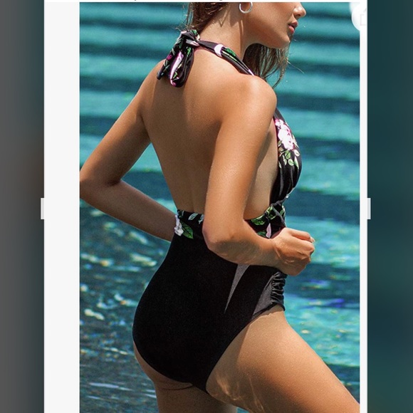 NWT Cupshe Halter One Piece Swimsuit - Picture 2 of 9